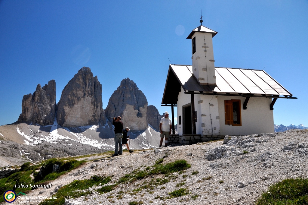 055 Una serie di scatti, anche curiosi alle Tre Cime.jpg